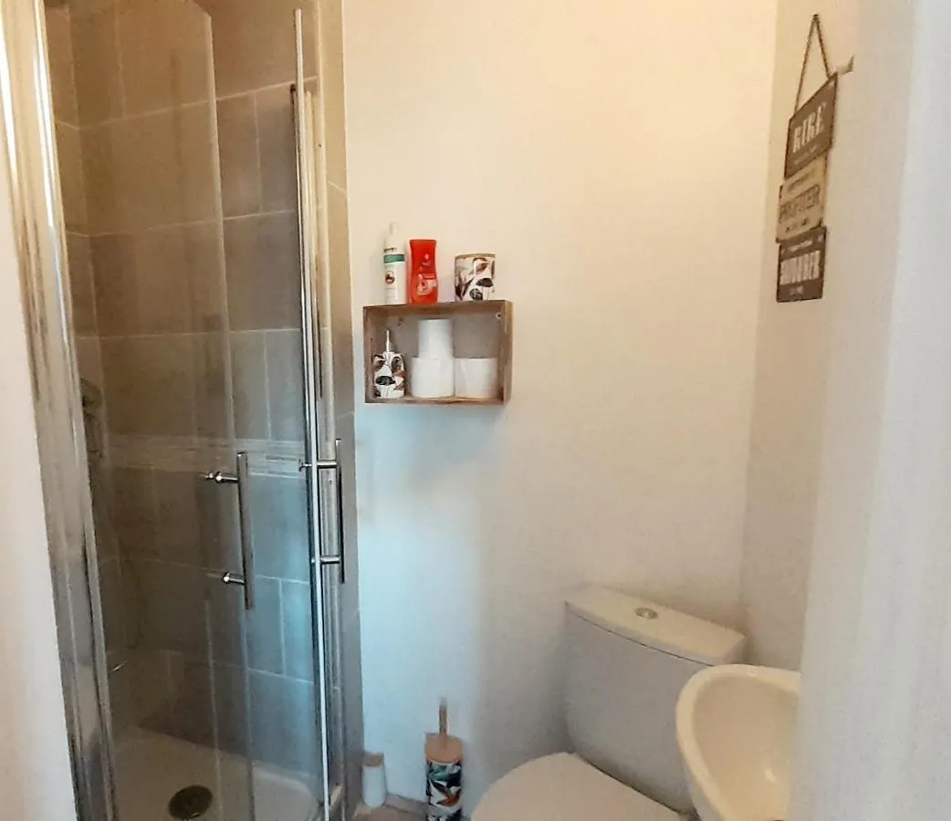 Chambres D'Hotes & Jacuzzi - A L'Ombre Des Amandiers Saint-Martin-d'Ardeche 0*,